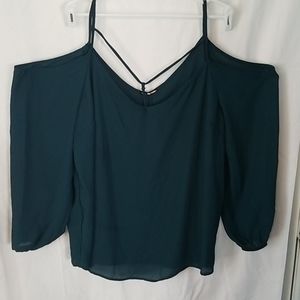 3/25$ Off shoulder blouse